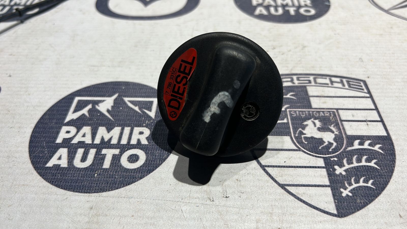 Крышка топливного бака BMW 5/E39 1995-2004