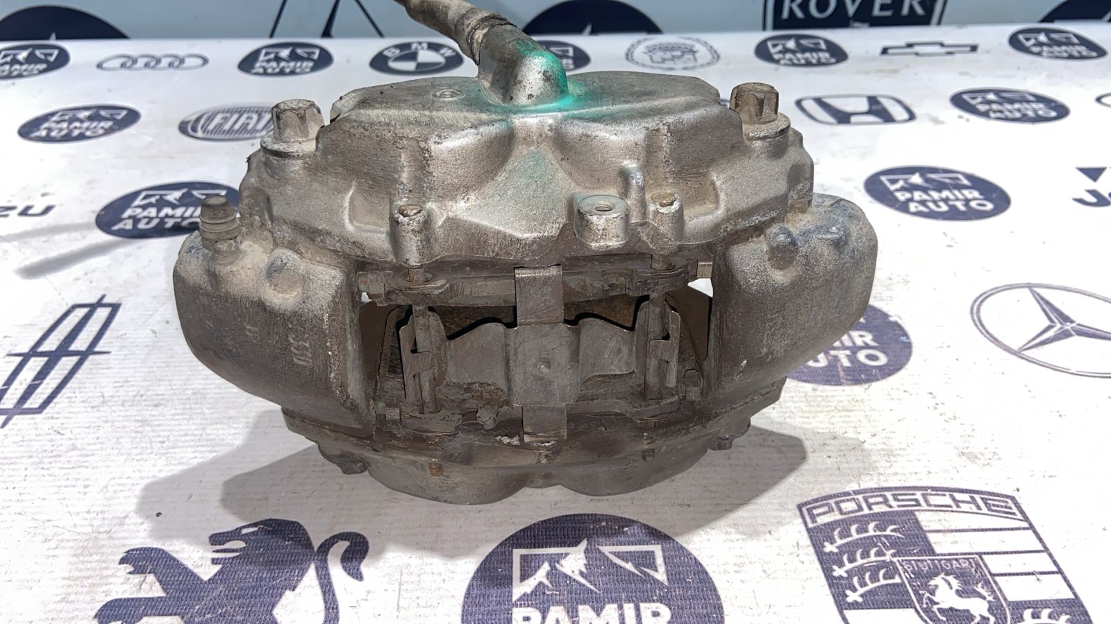 Суппорт передний левый Mercedes E/W211 2002-2009