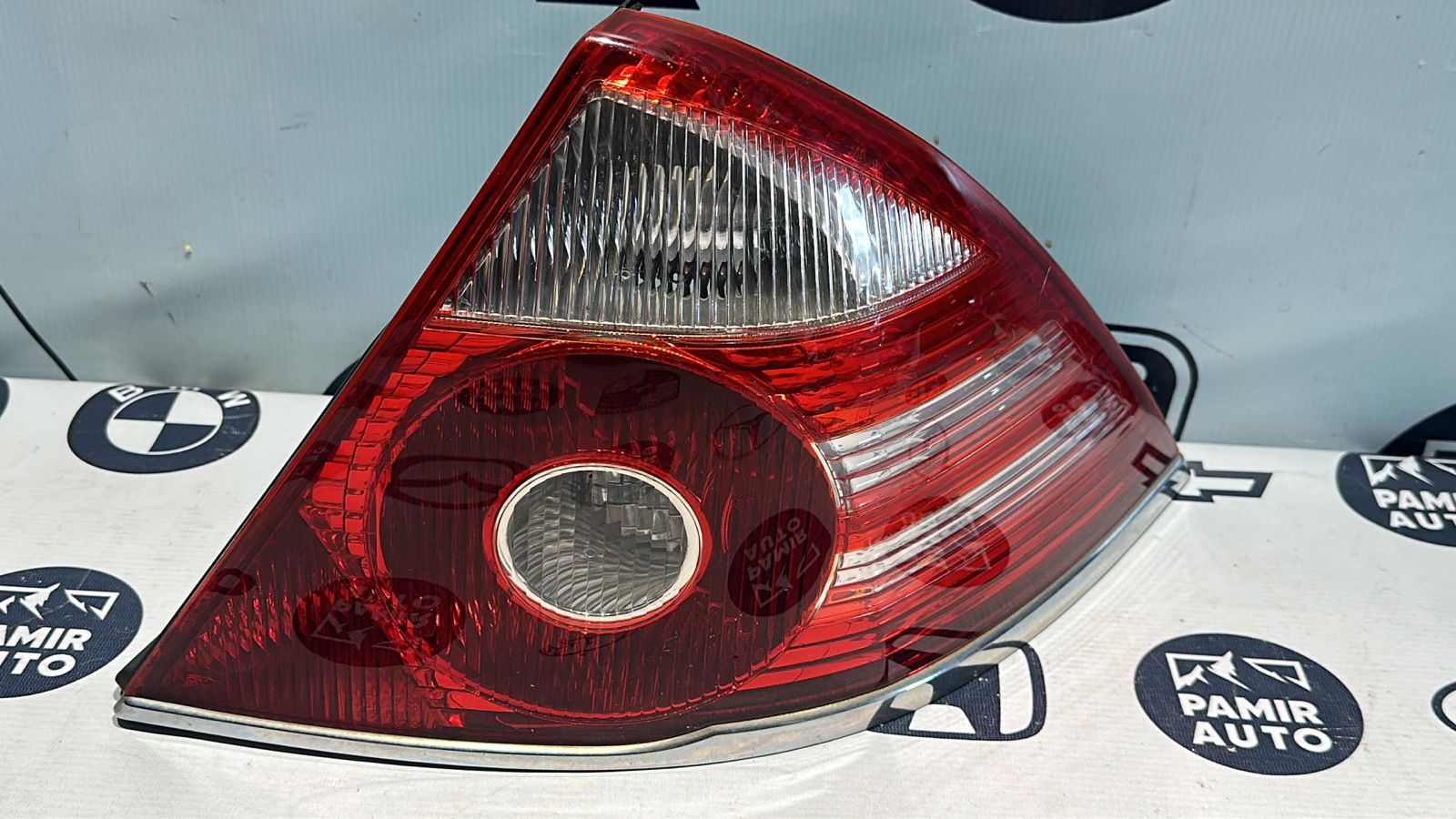 Фонарь задний правый Ford Mondeo/3 2000-2007