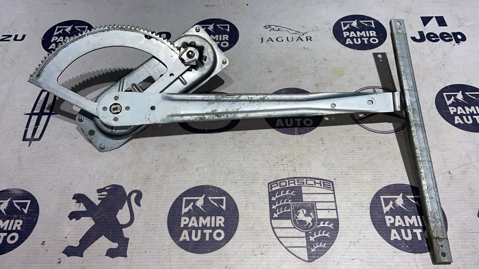 Стеклоподъемник передний левый Ford Transit 2000-2006