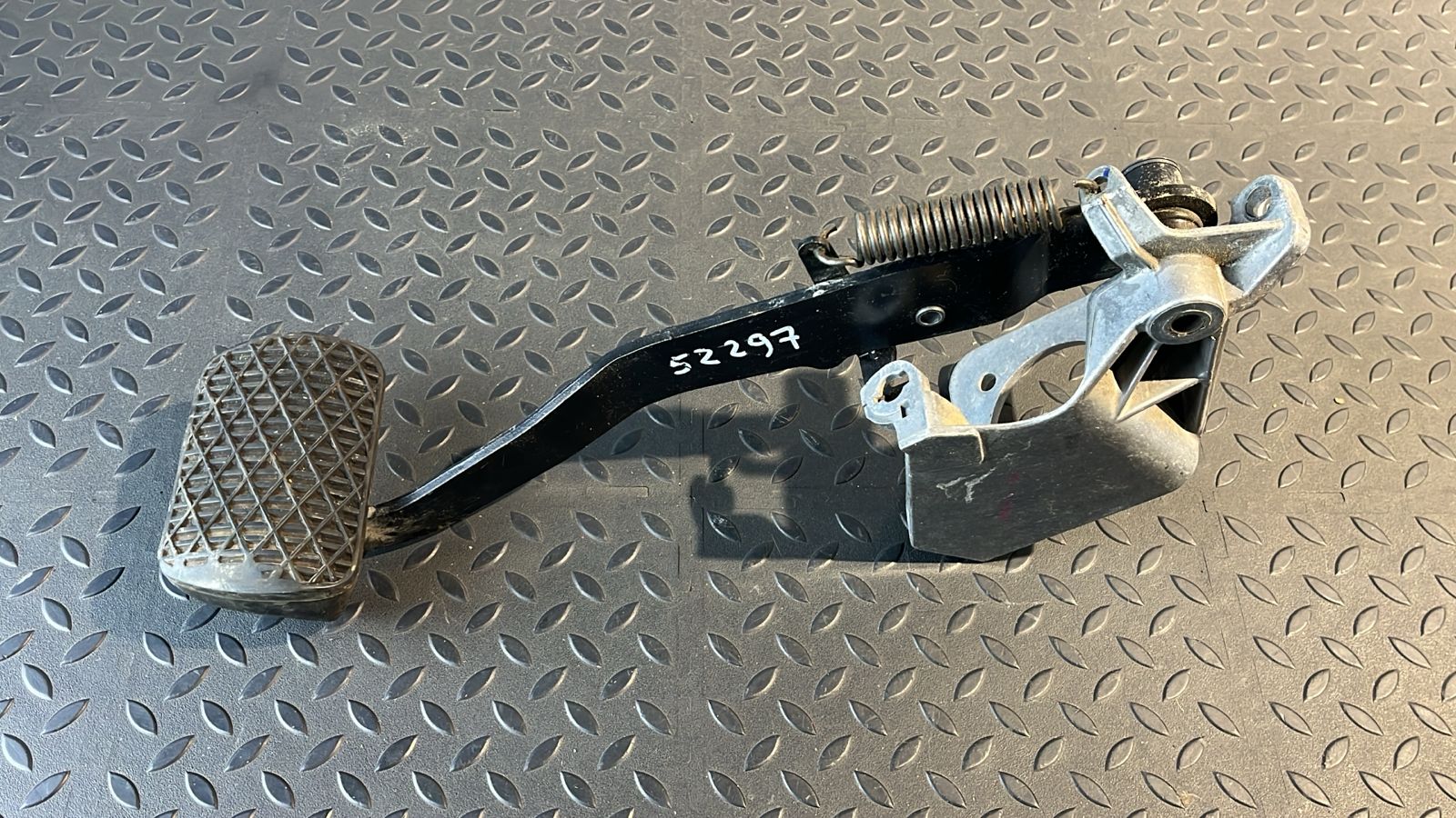 Педаль тормоза Mercedes M/W163 1997-2005