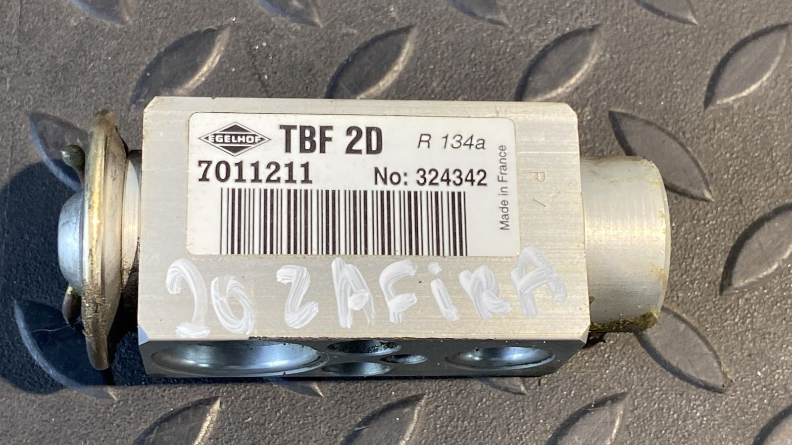 Клапан кондиционера Opel Zafira/B 2005-2014