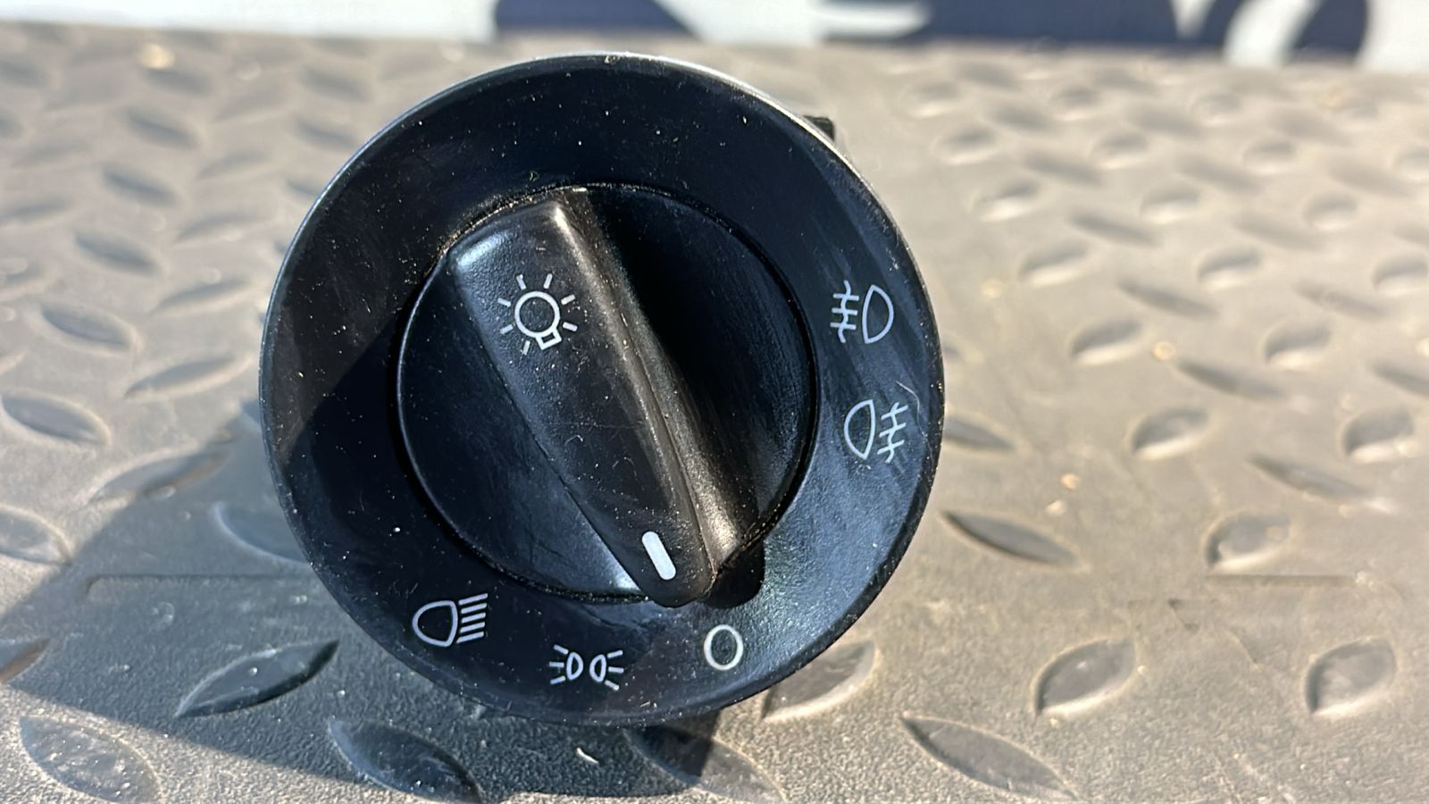 Переключатель света фар Volkswagen Passat/B5 1996-2005