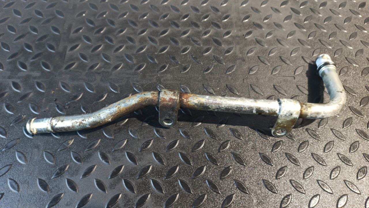 Трубка ОЖ Toyota Avensis/2 2003-2009