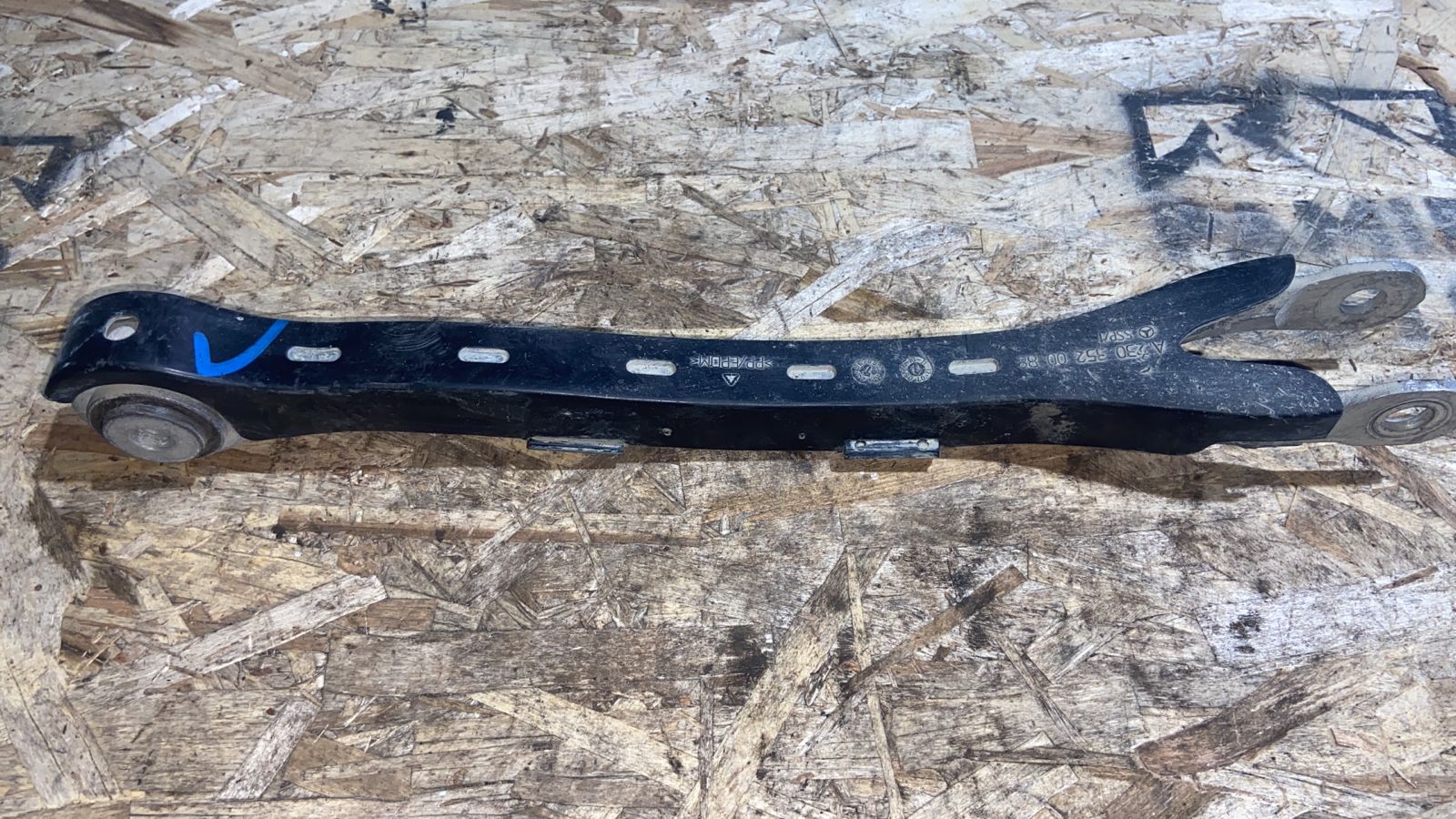 Рычаг задний Mercedes E/W211 2002-2009