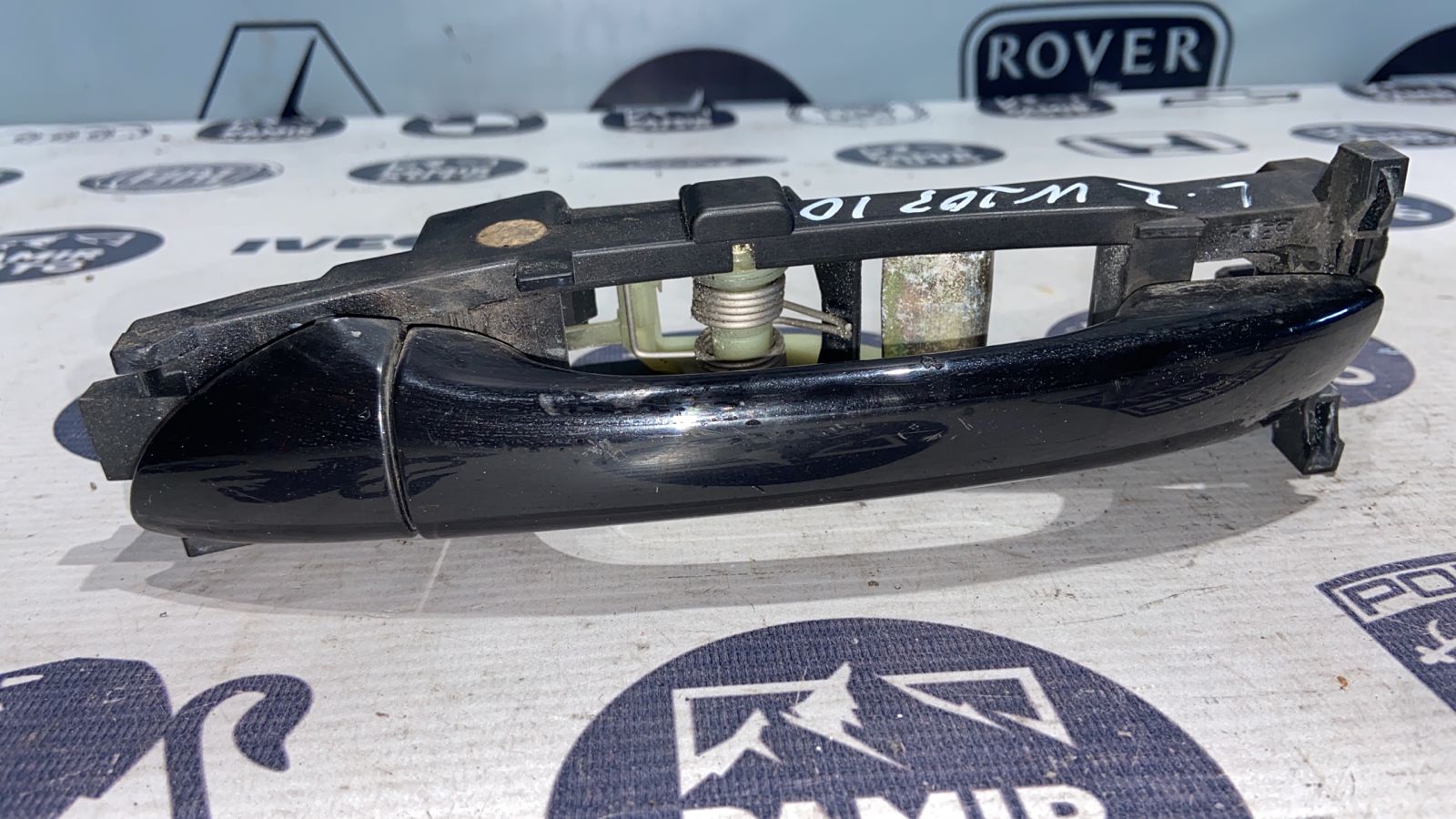 Ручка двери задняя левая Mercedes C/W203 2000-2008