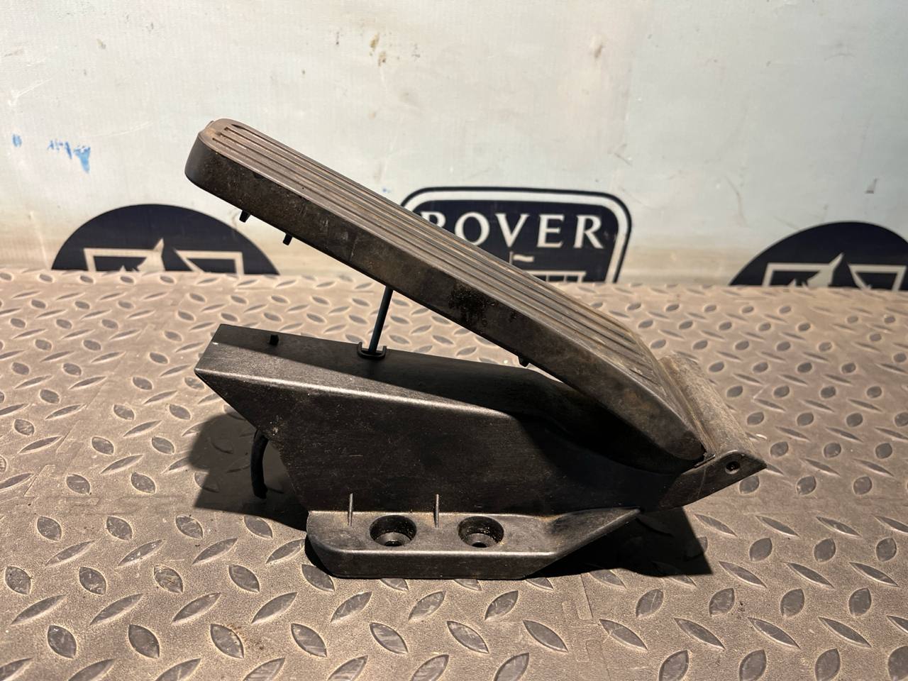 Педаль газа Mercedes C/W204 2006-2015