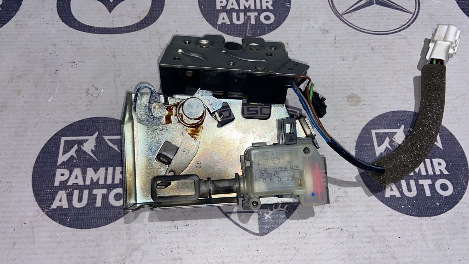 Замок двери багажника Ford Mondeo/3 2000-2007