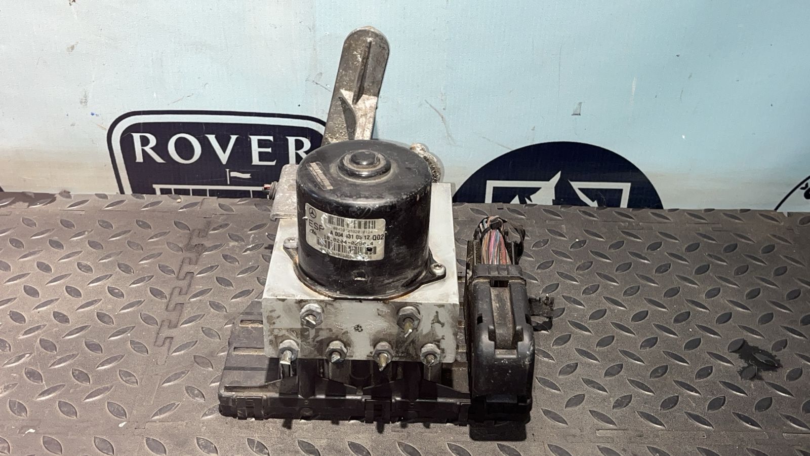 Блок ABS Mercedes C/W203 2000-2008