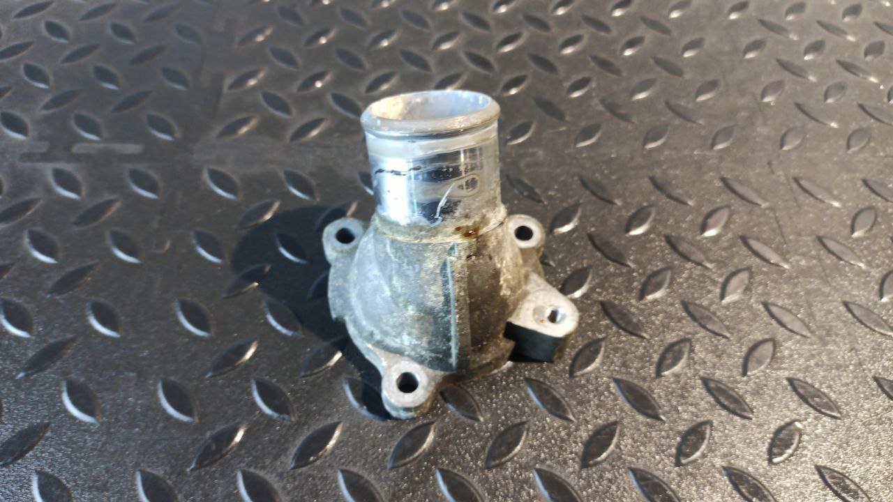 Крышка термостата Toyota Avensis/2 2003-2009