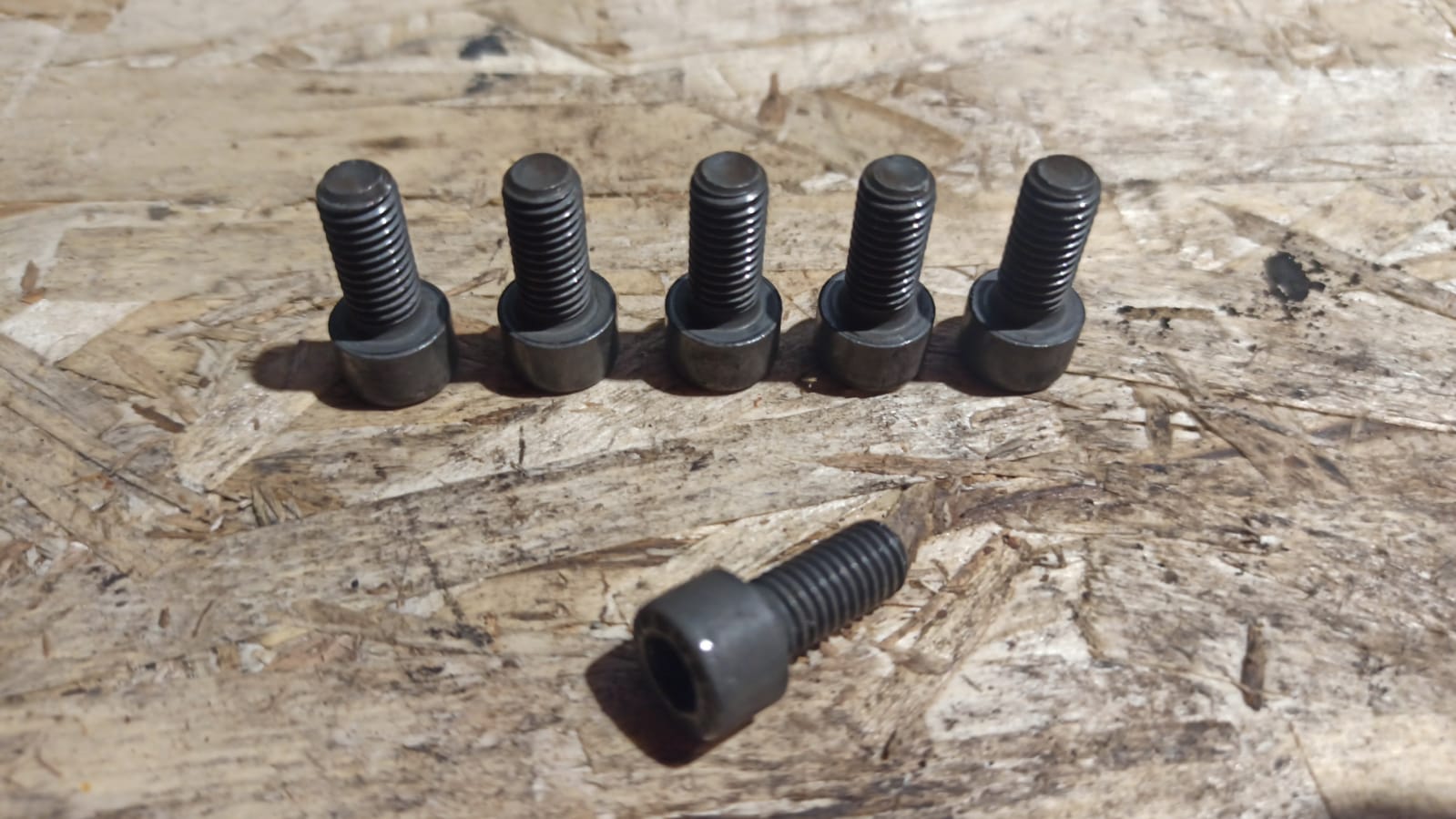 Болт корзины сцепления Mercedes C/W203 2000-2008