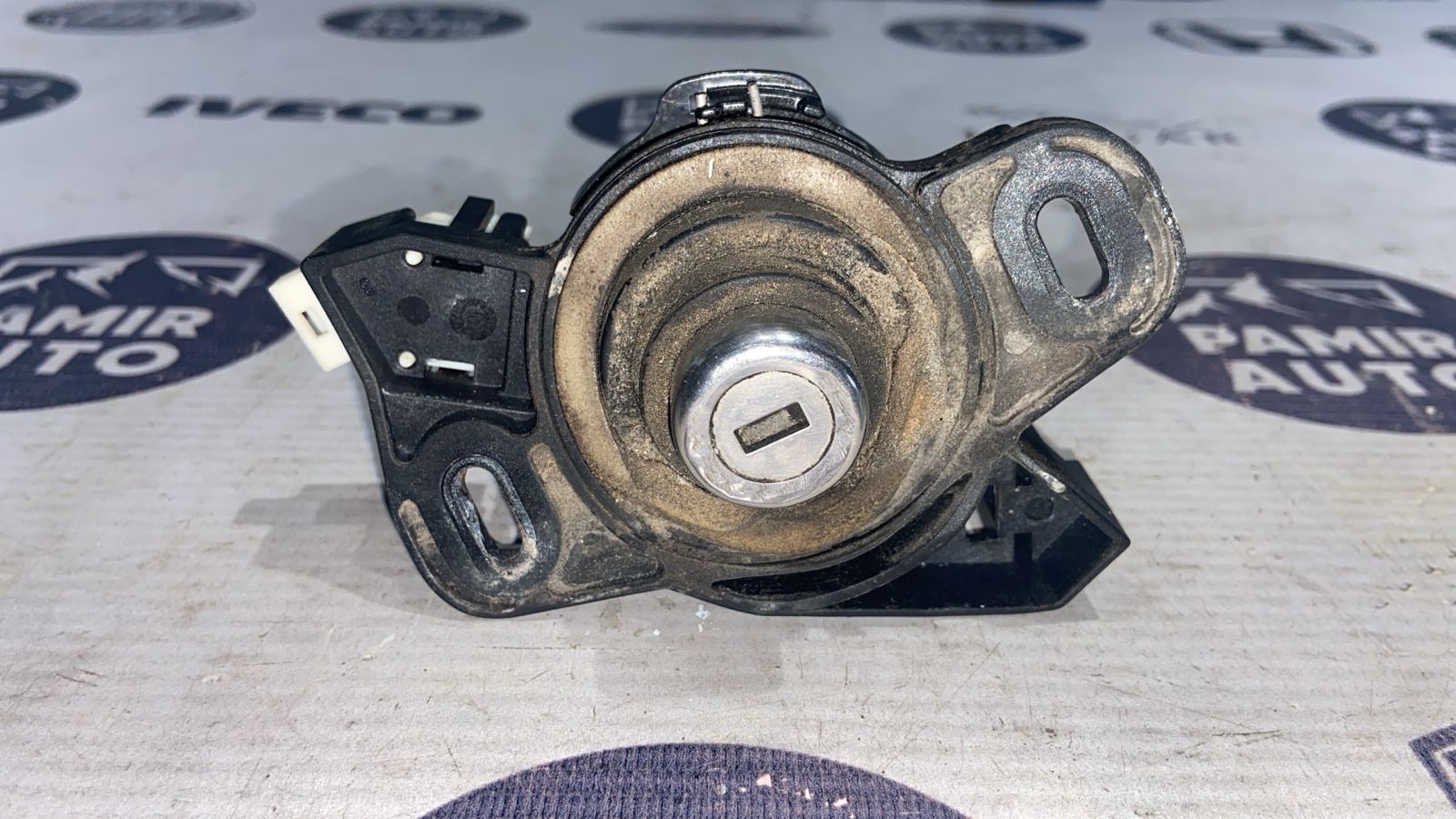 Замок двери багажника Opel Vectra/C 2002-2008