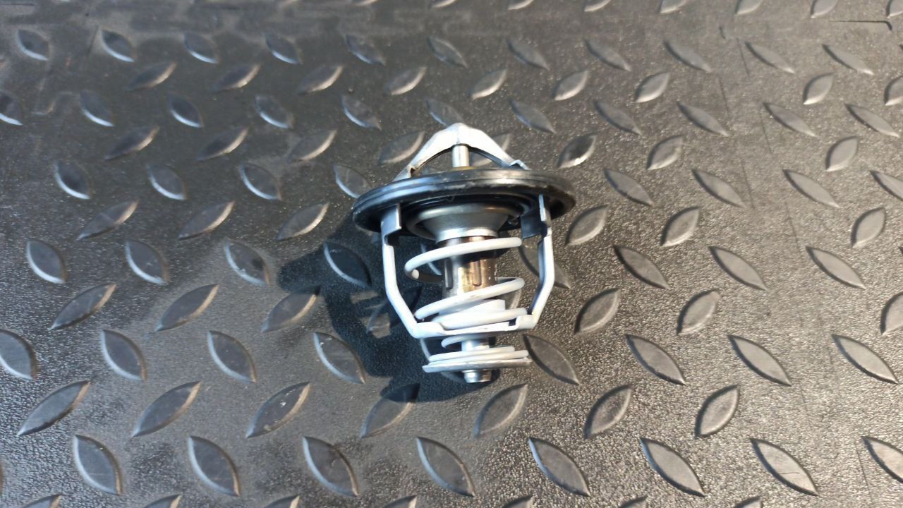 Термостат Toyota Avensis/2 2003-2009