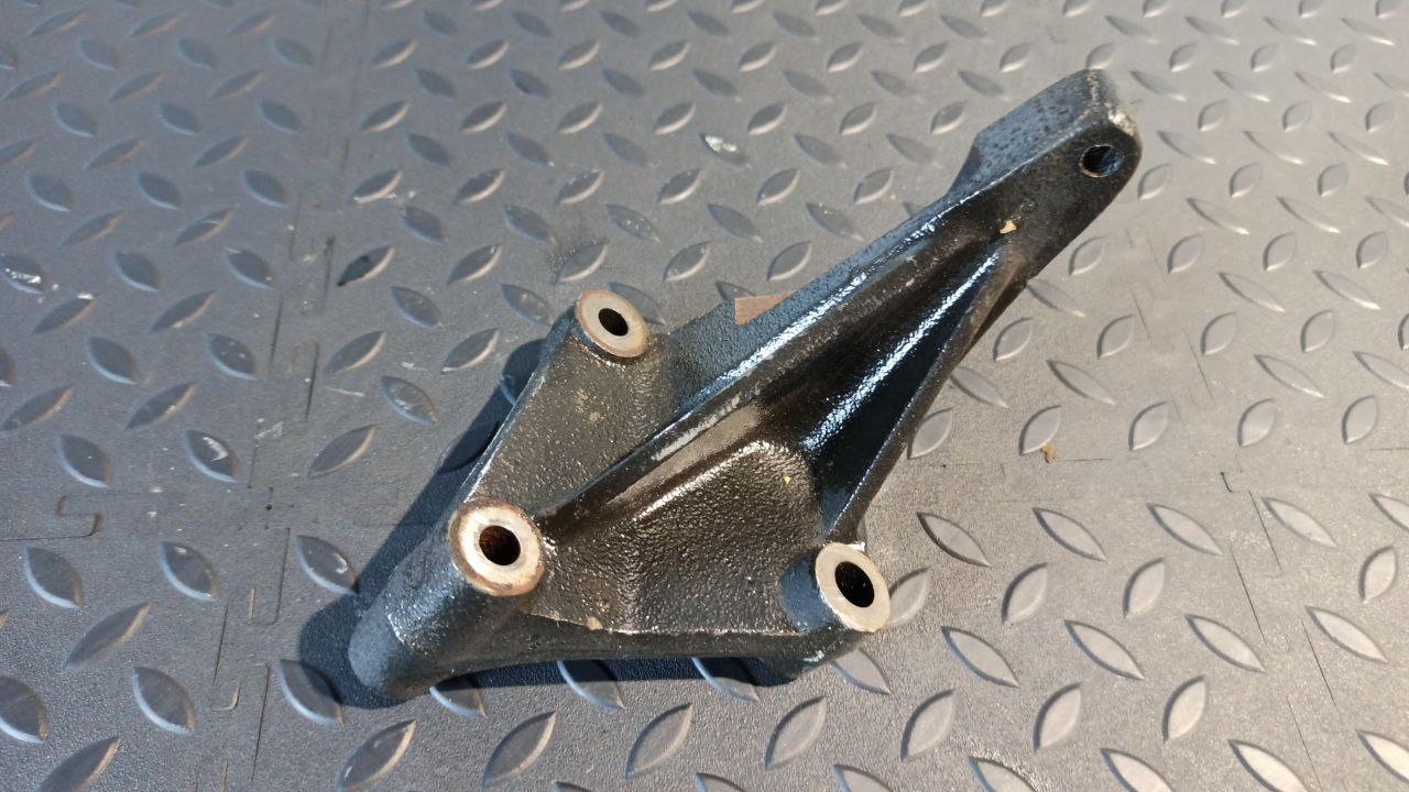 Кронштейн полуоси Ford Galaxy 1995-2006