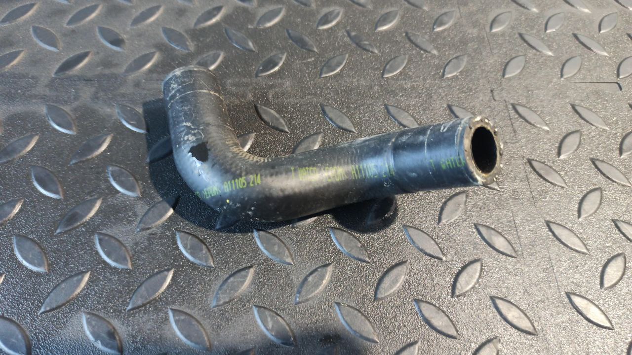 Патрубок ОЖ Toyota Avensis/2 2003-2009