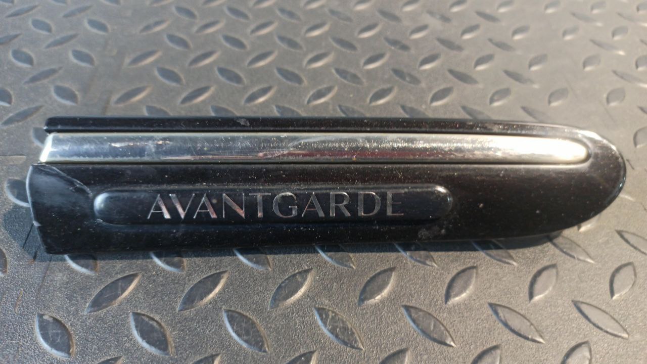 Молдинг крыла передний правый Mercedes C/W203 2000-2008