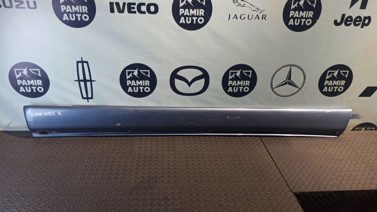 Накладка порога правая Mercedes M/W163 1997-2005