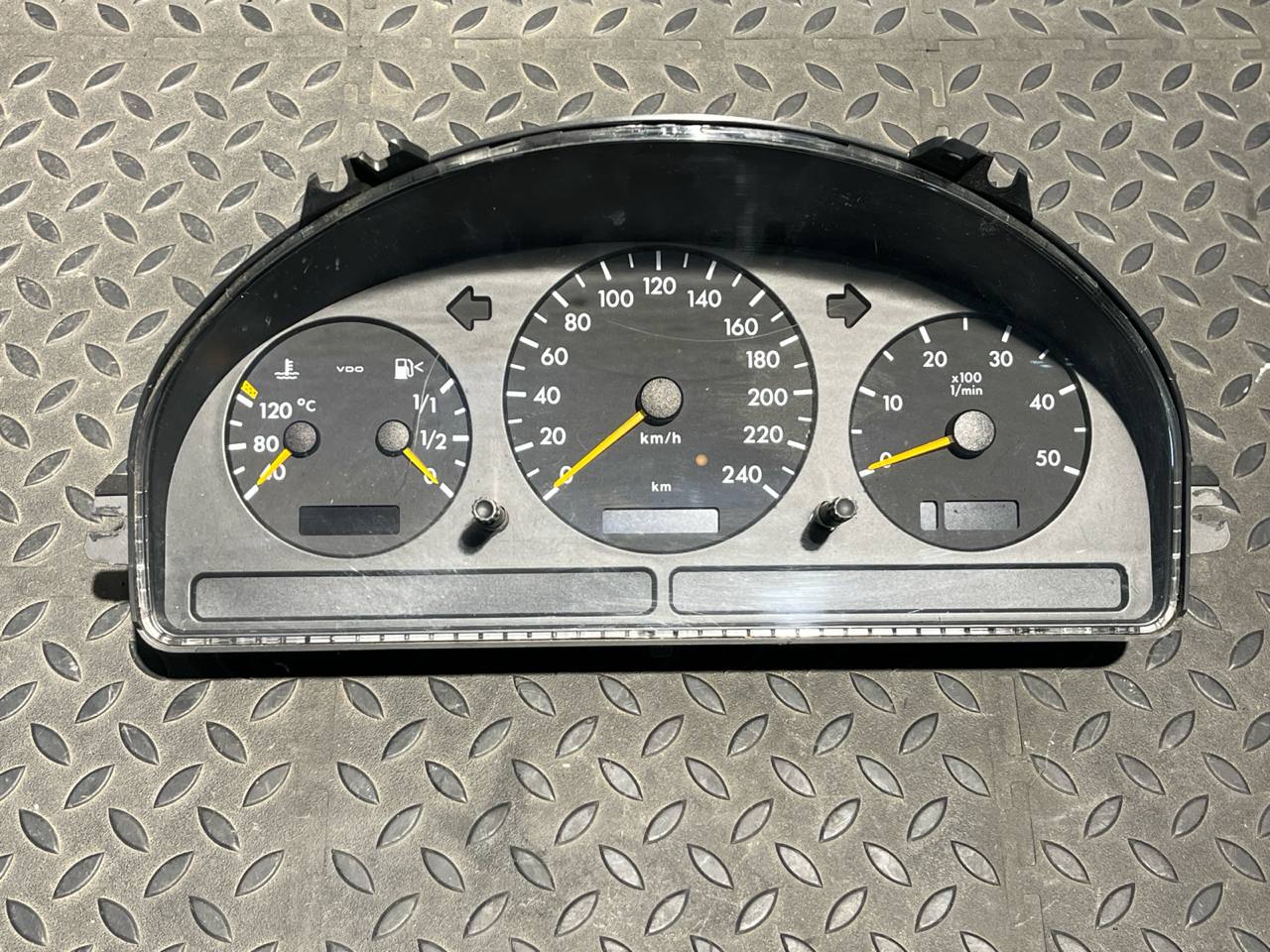 Комбинация приборов (Щиток) Mercedes M/W163 1997-2005