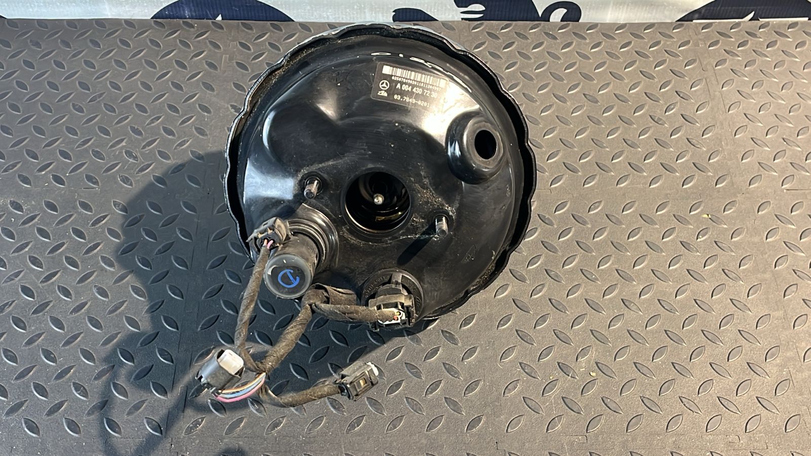 Усилитель тормозов вакуумный Mercedes C/W203 2000-2008