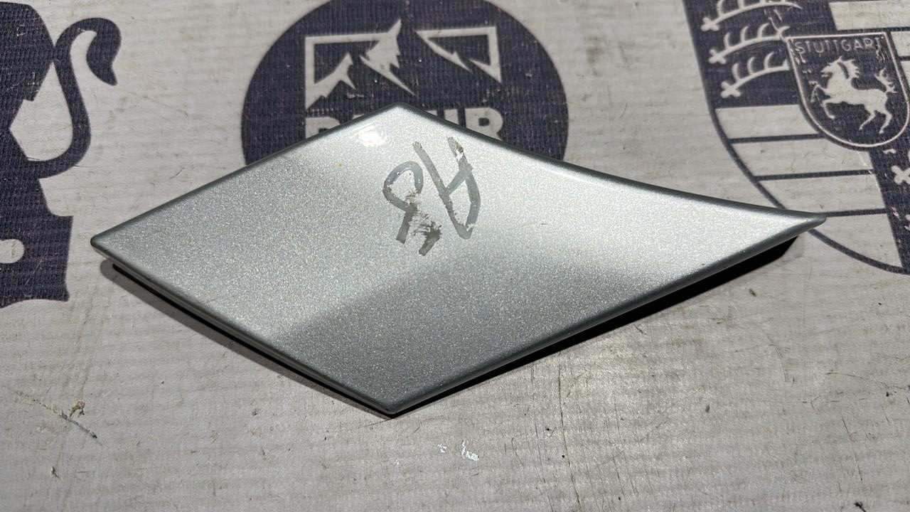 Молдинг крыла задний правый Mercedes C/W203 2000-2008