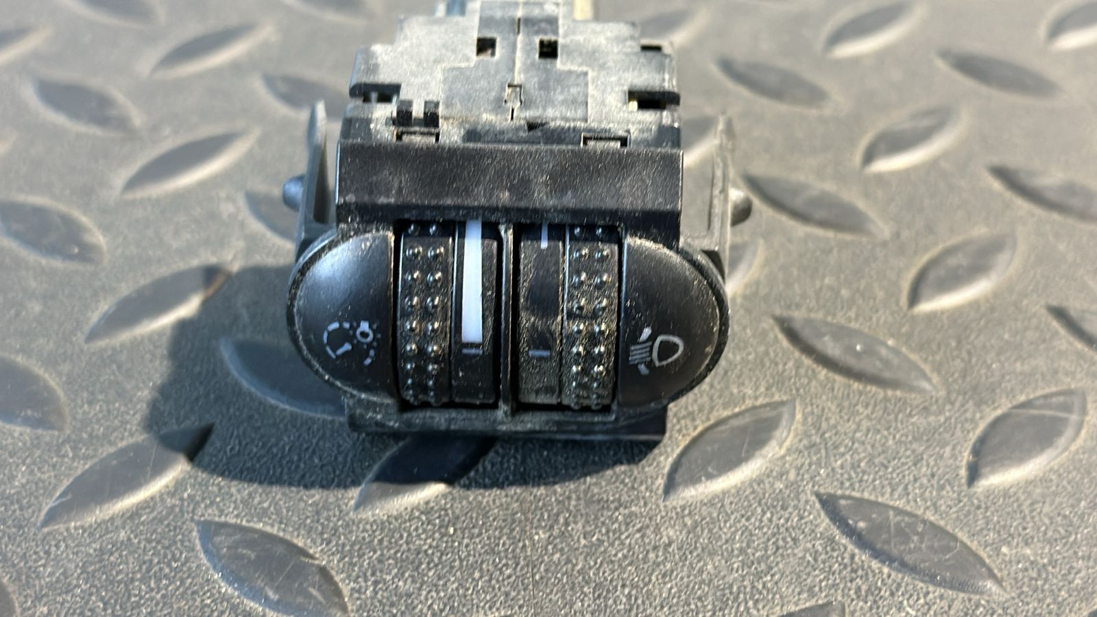 Переключатель регулировки зеркала Volkswagen Passat/B5 1996-2005