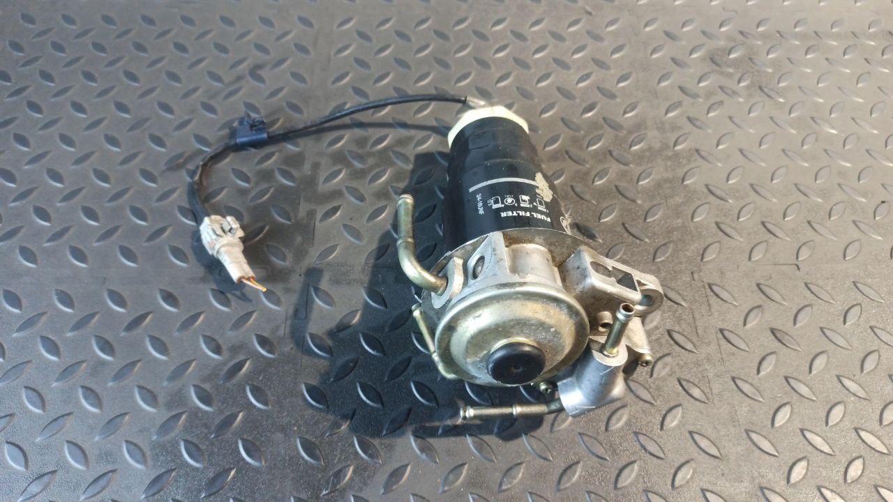 Насос подкачки Toyota Avensis/2 2003-2009