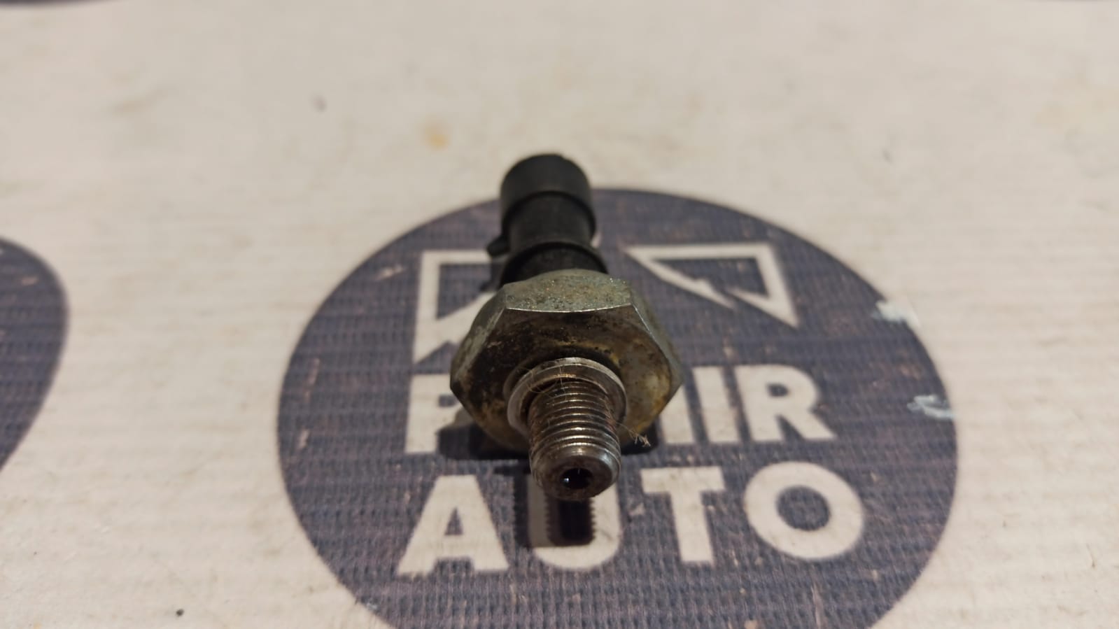 Датчик давления масла Opel Corsa/D 2006-2014