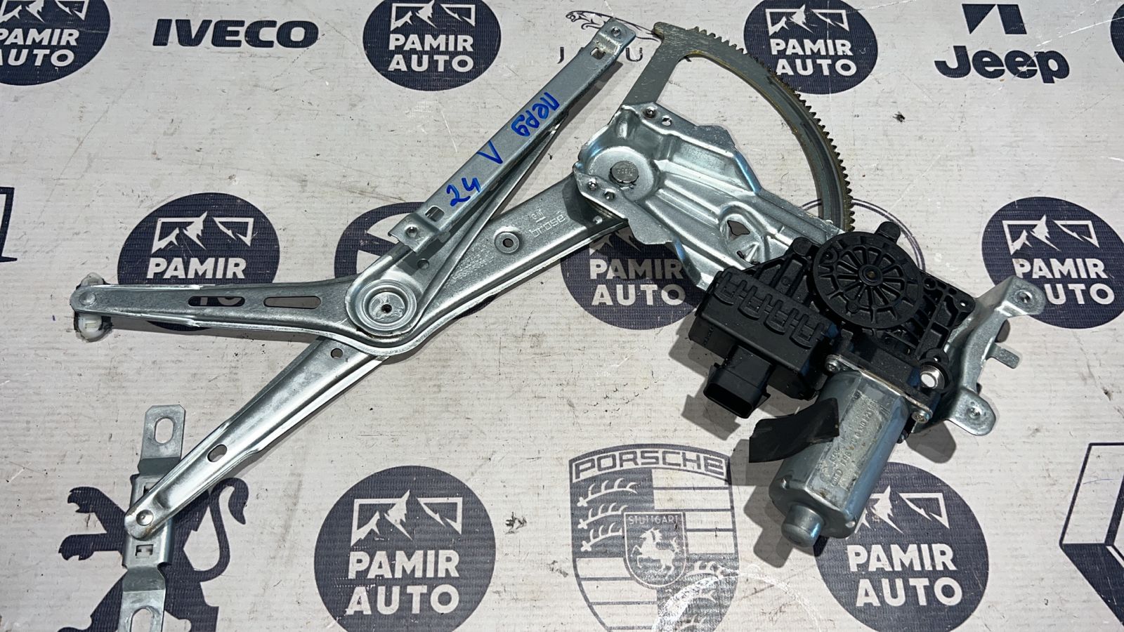 Стеклоподъемник передний левый Opel Astra/H 2004-2014