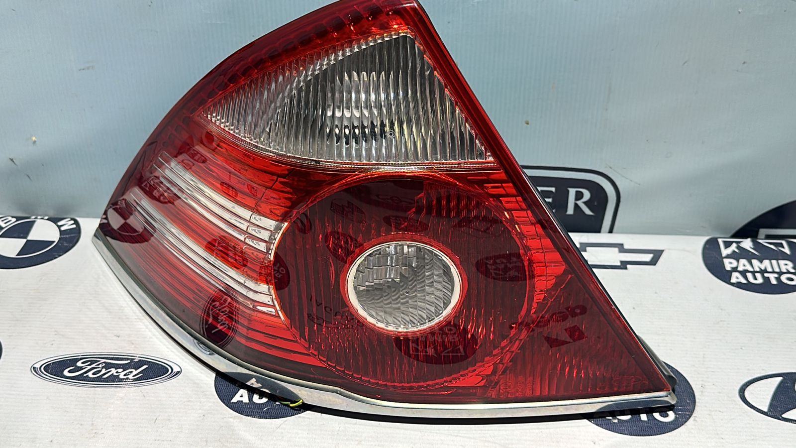 Фонарь задний левый Ford Mondeo/3 2000-2007