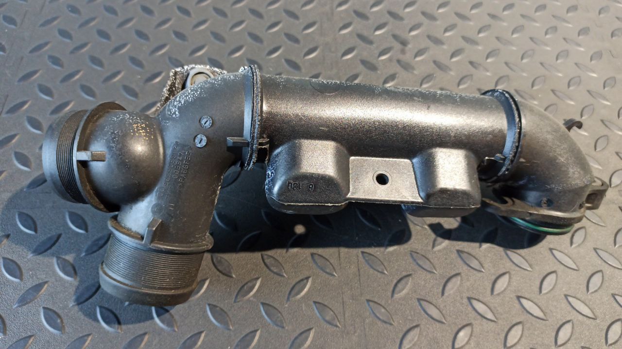 Патрубок интеркулера Ford Focus/2 2004-2011