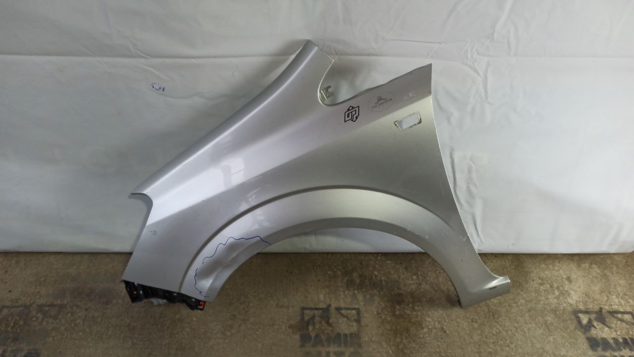 Крыло переднее левое Opel Zafira/B 2005-2014