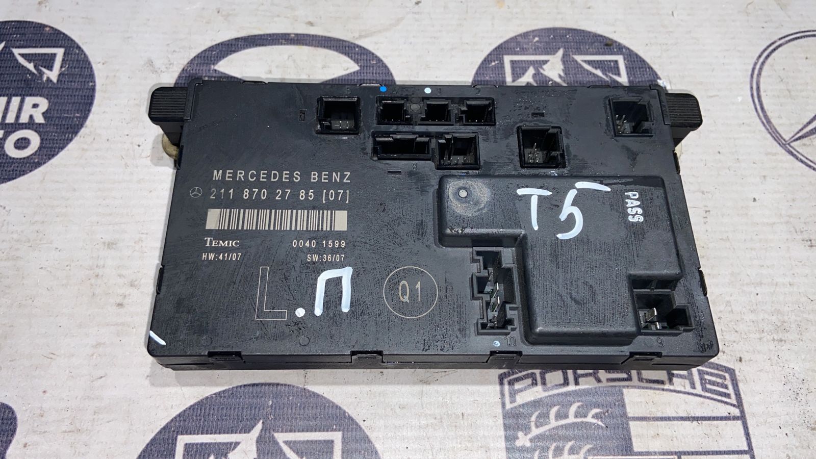 Блок комфорта двери передний левый Mercedes E/W211 2002-2009