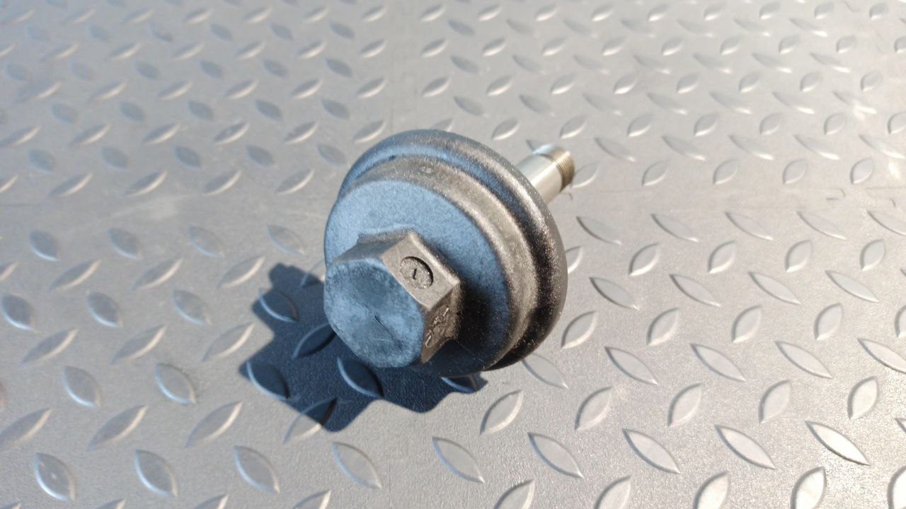 Крышка корпуса масляного фильтра Ford Galaxy 1995-2006