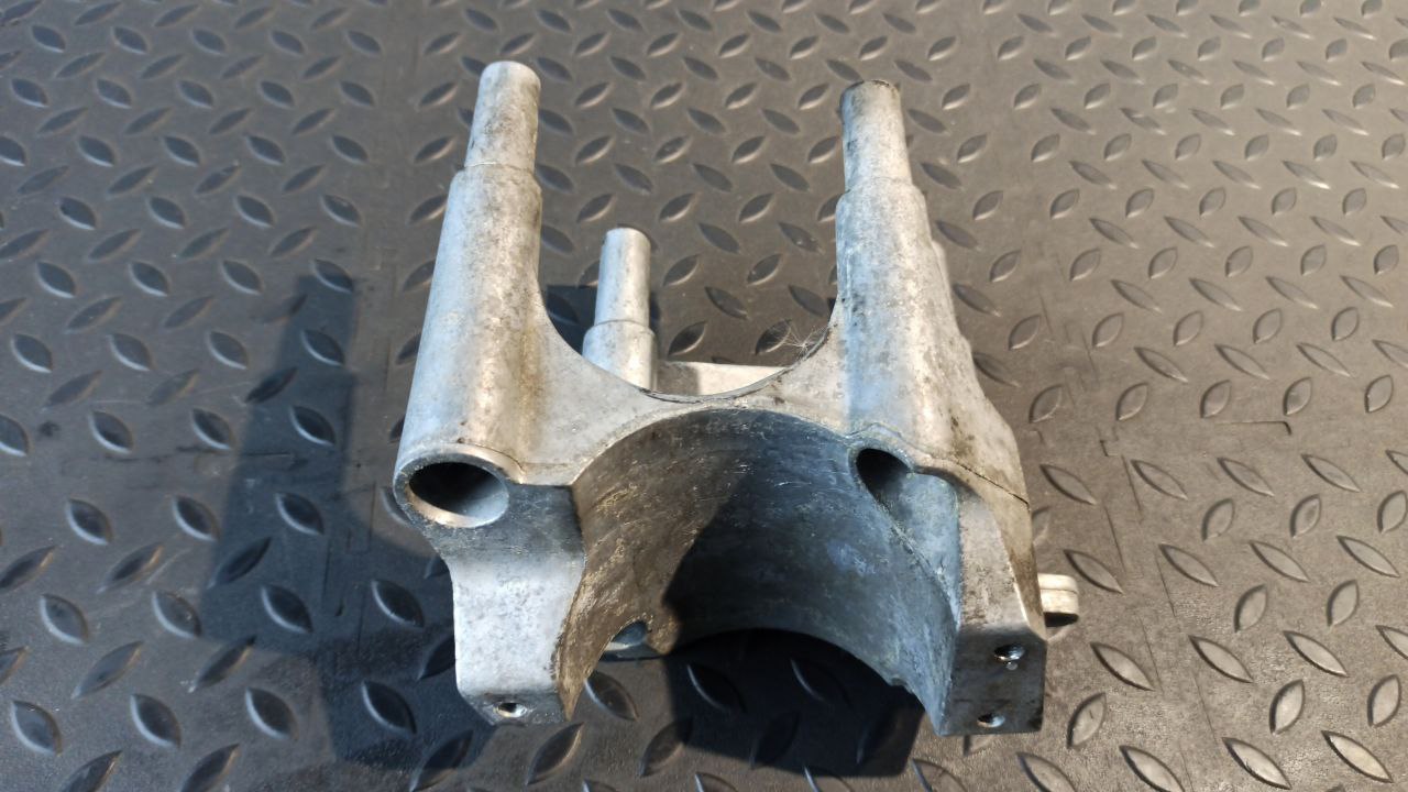 Кронштейн двигателя Mercedes Vito/W639 2003-2014