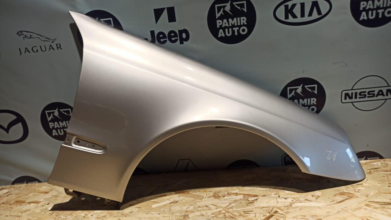 Крыло переднее правое Mercedes E/W211 2002-2009