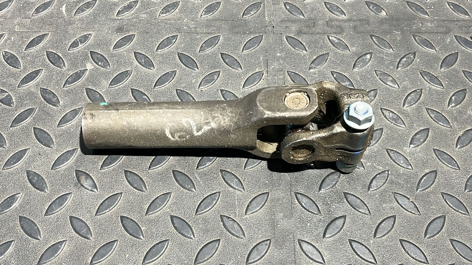 Кардан рулевой Mercedes M/W163 1997-2005