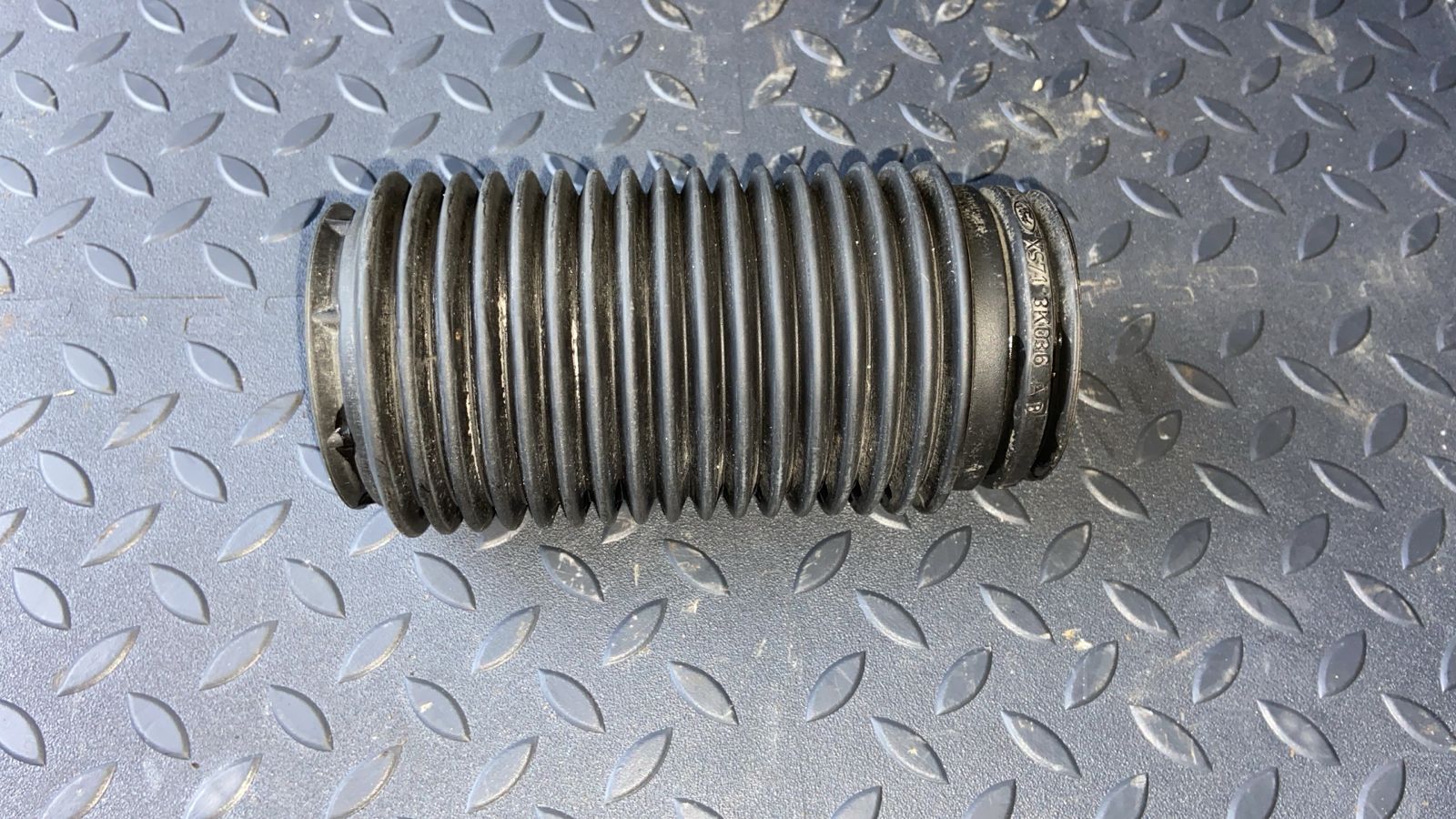 Пыльник амортизатора передний Ford Mondeo/3 2000-2007