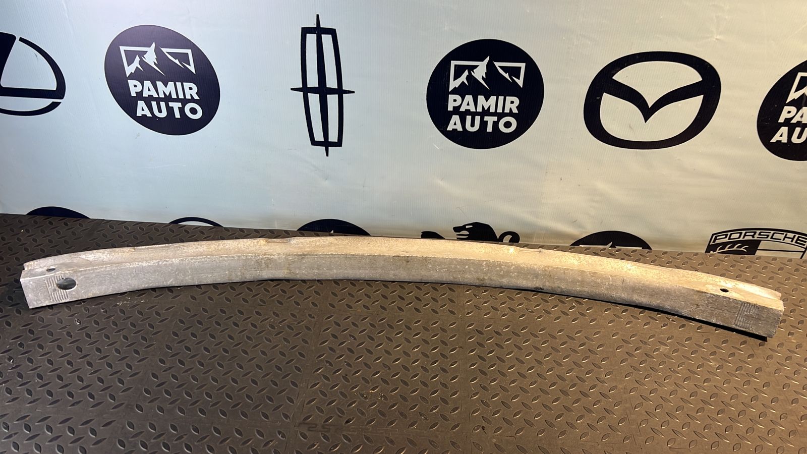 Усилитель бампера задний Renault Megane/2 2002-2009