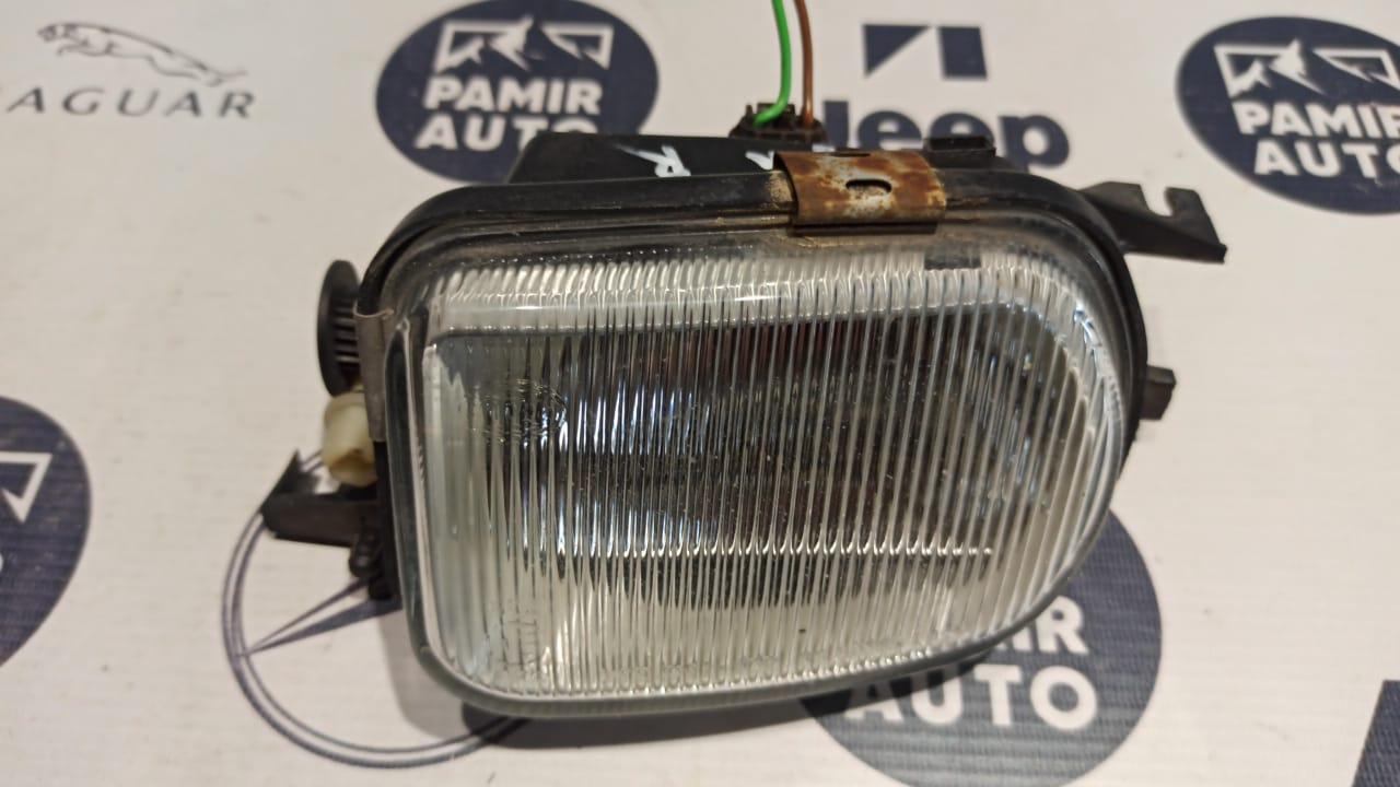 Фара противотуманная правая Mercedes C/W203 2000-2008