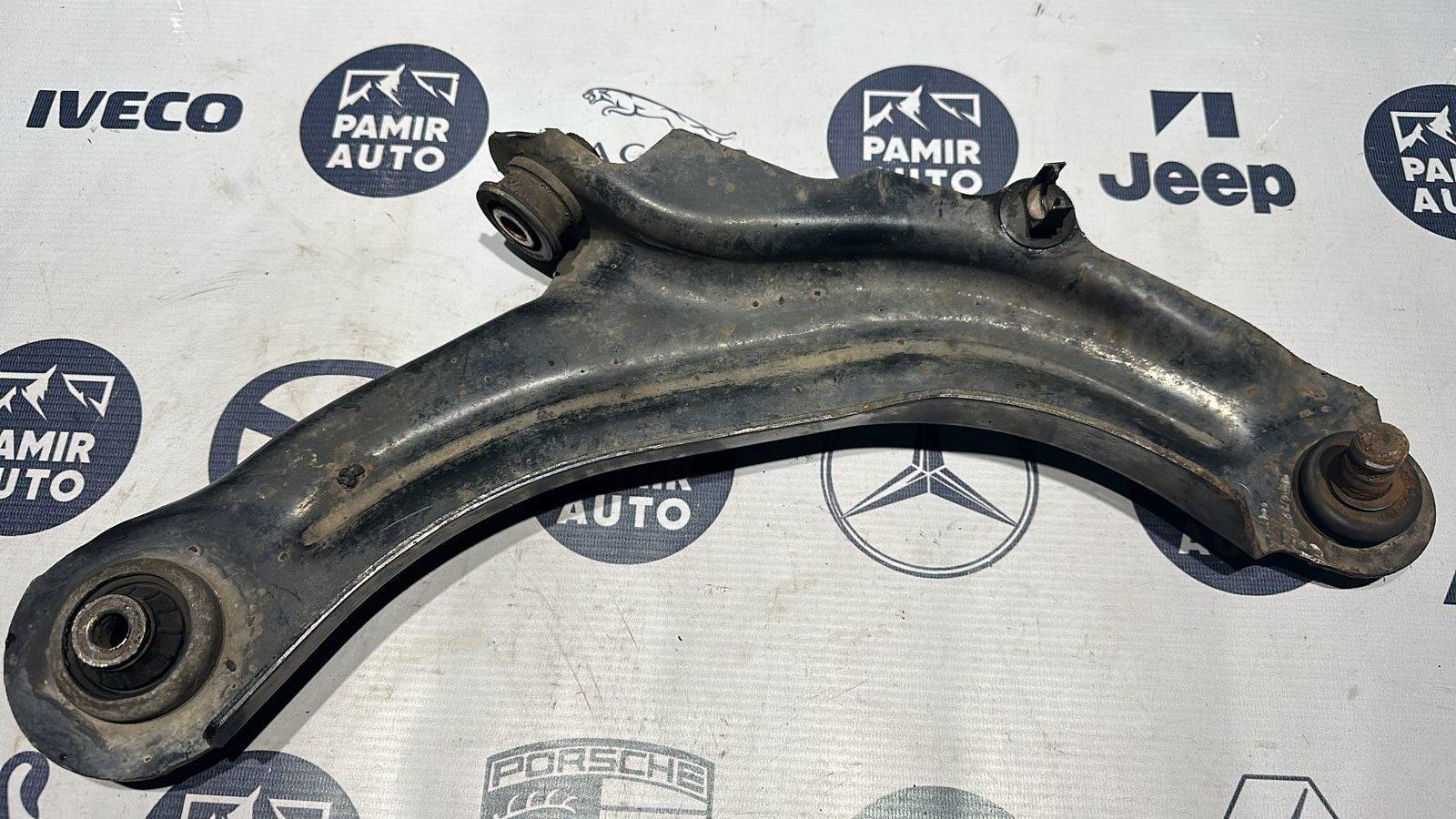 Рычаг передний правый Renault Scenic/2 2003-2009