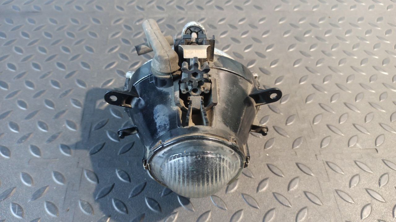 Фара противотуманная левая BMW 3/E46 1998-2007