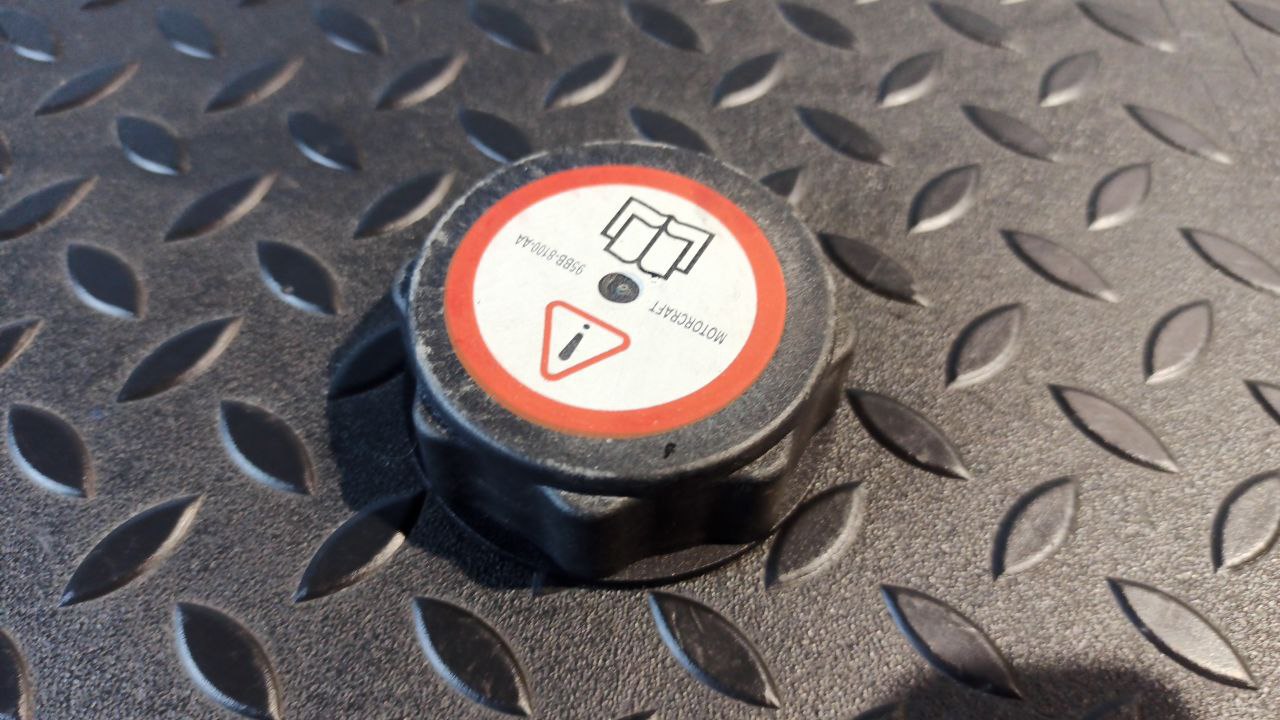 Крышка расширительного бачка Ford Focus 1998-2007