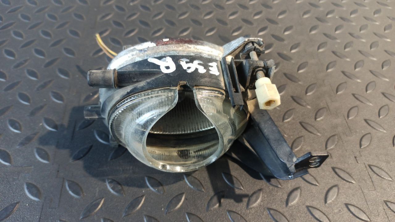 Фара противотуманная правая BMW 5/E39 1995-2004