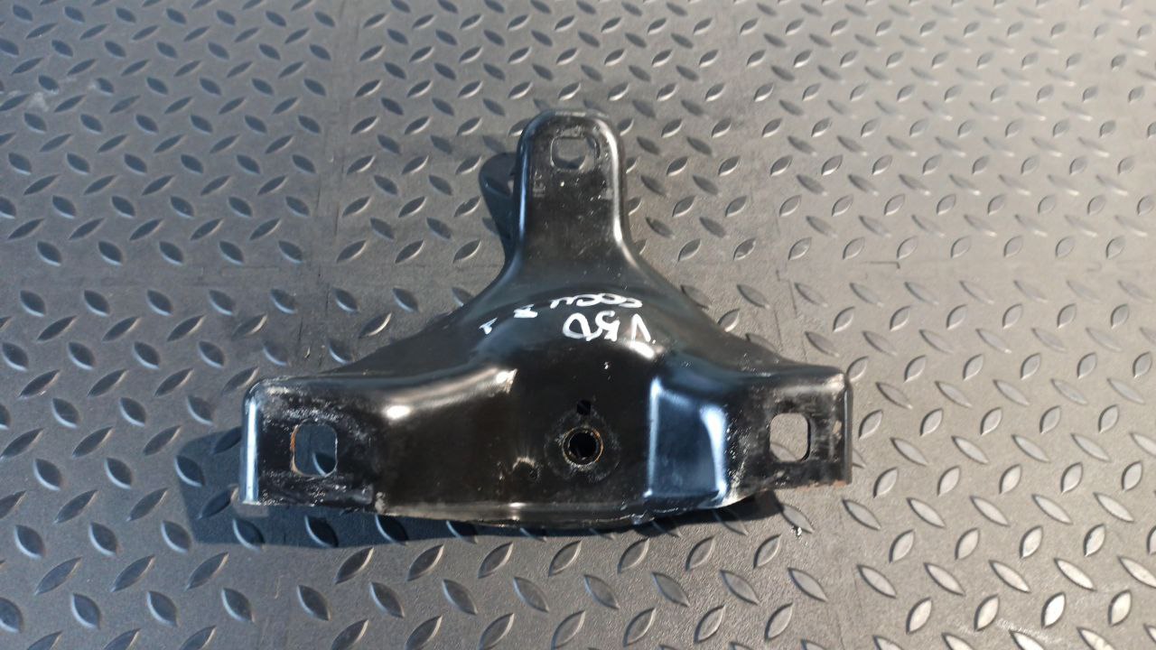 Кронштейн опоры двигателя Ford Focus 1998-2007