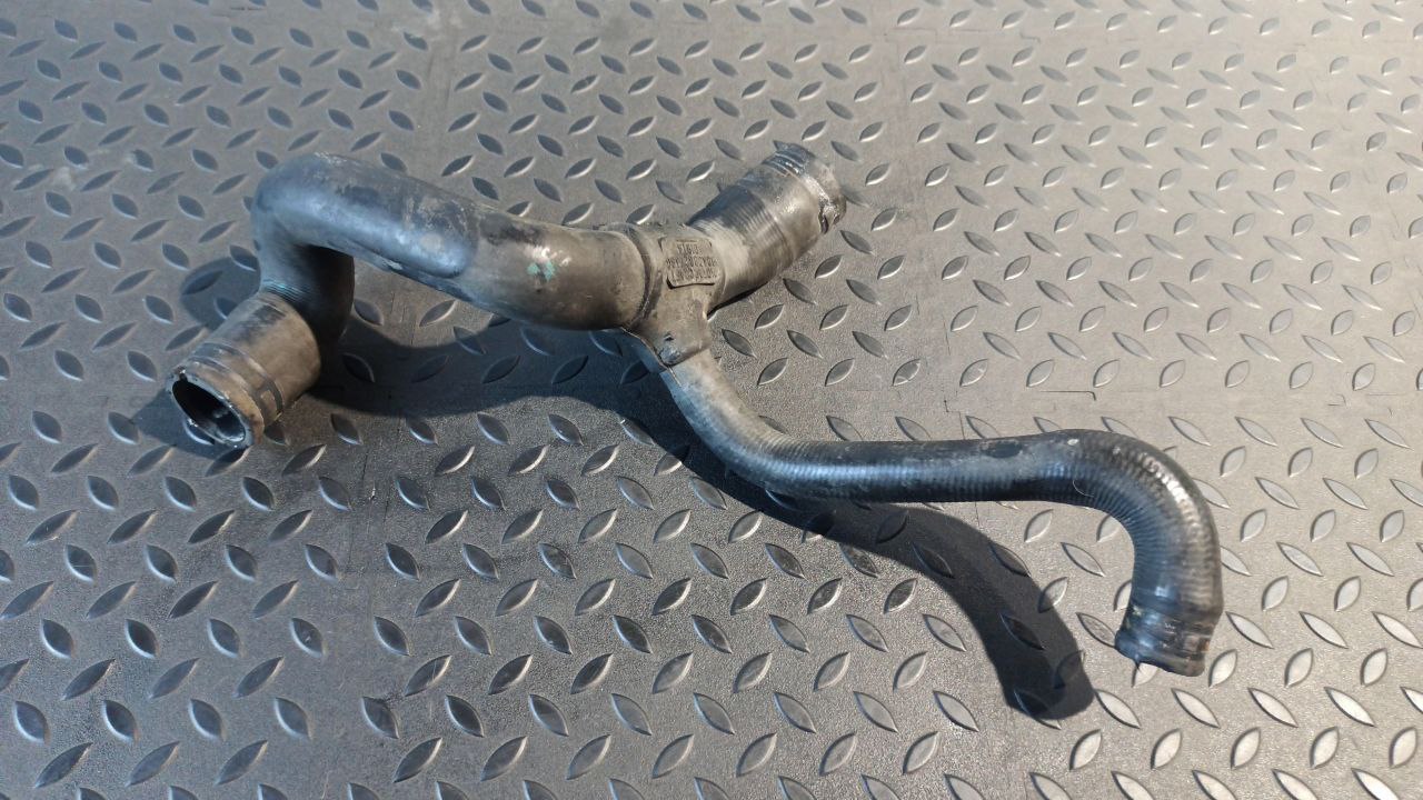 Патрубок ОЖ Ford Focus 1998-2007