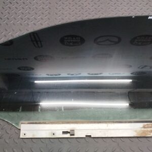 Стекло двери переднее левое Opel Astra/H 2004-2014