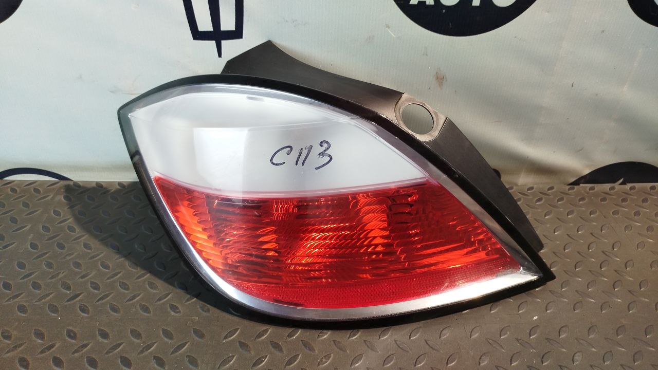 Фонарь задний левый Opel Astra/H 2004-2014