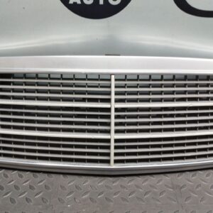 Решетка радиатора Mercedes C/W202 1993-2001