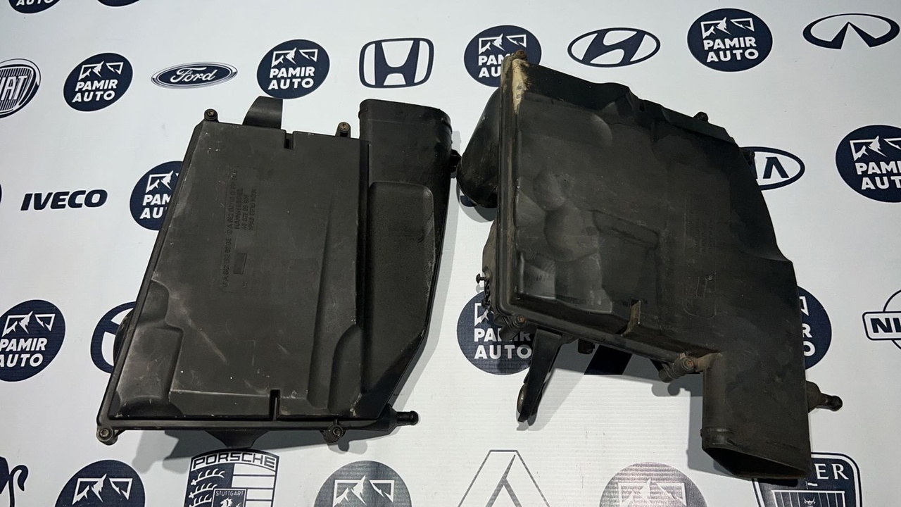 Корпус воздушного фильтра Mercedes E/W211 2002-2009