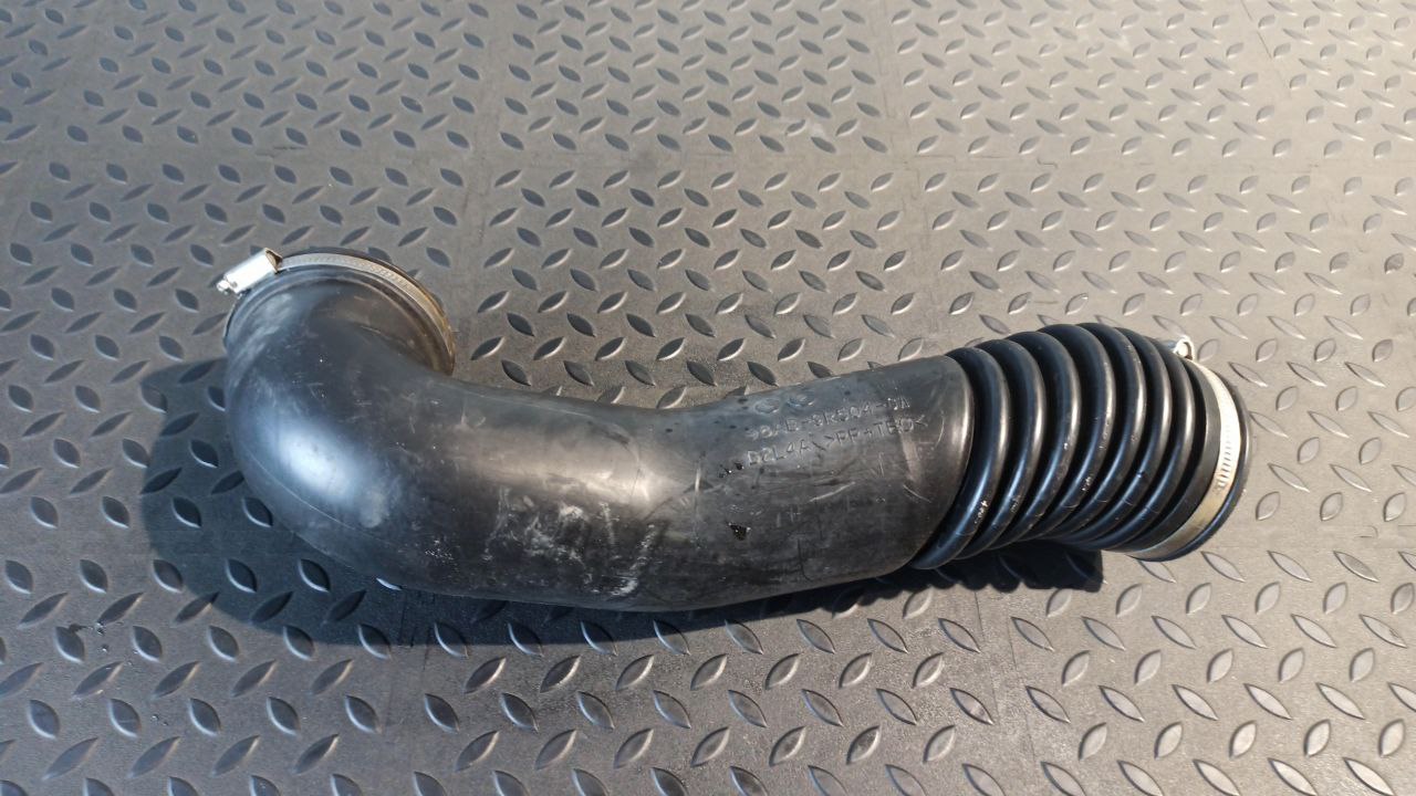 Патрубок воздушного фильтра Ford Focus 1998-2007